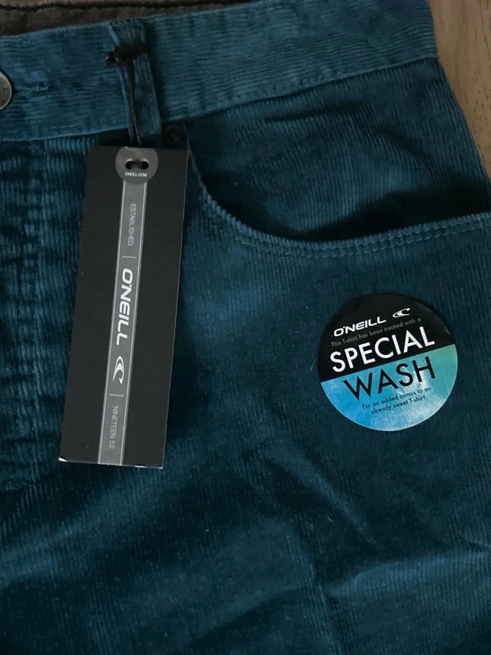 O'Neill Men's Teal Corduroy Shorts with Special Wash